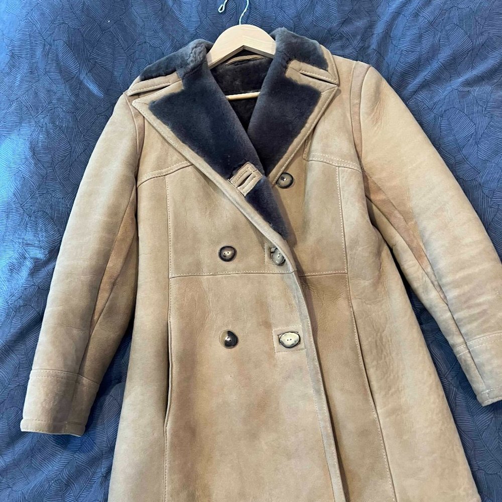 Sheepskin shearling double-breasted coat
